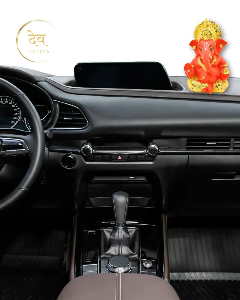 24-carat-gold-orange-titwala-ganpati-car-dashboard28.webp