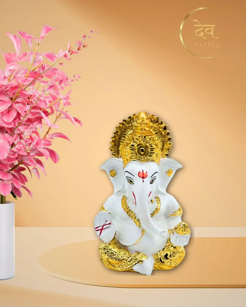 24-Carat-Pure-Gold-Plated-white-titwala-ganpati-28.webp