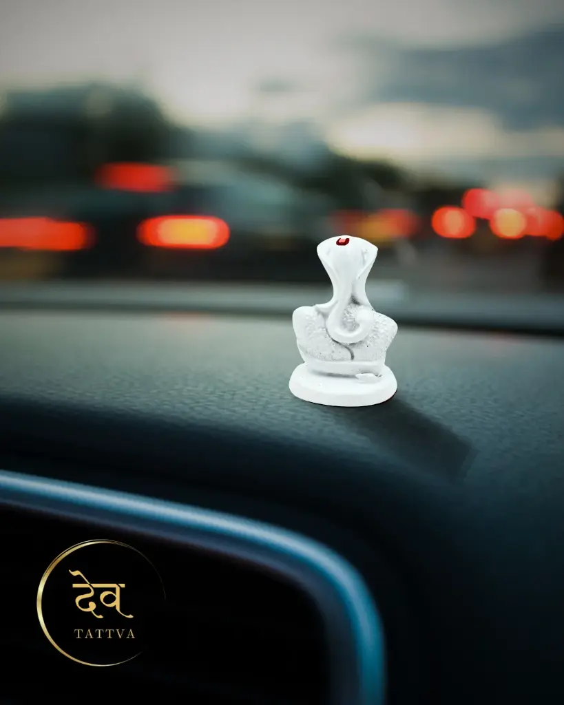 white-rose-shaped-ganpati77.webp