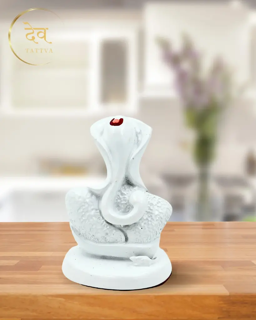 white-rose-shaped-ganpati11.webp