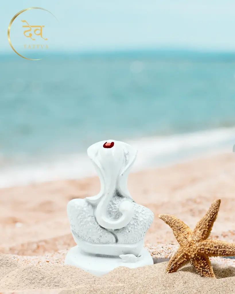 white-rose-shaped-ganpati14.webp
